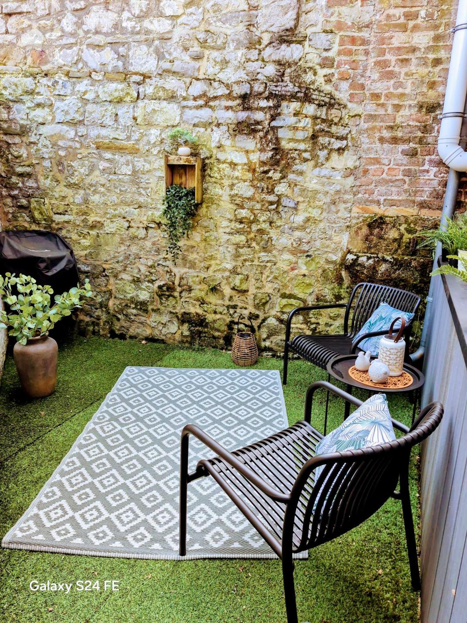 A Deux Patenier De Dinant Exteriör bild